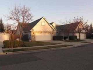1827 Halifax Ave, Clovis, CA 93619-3781