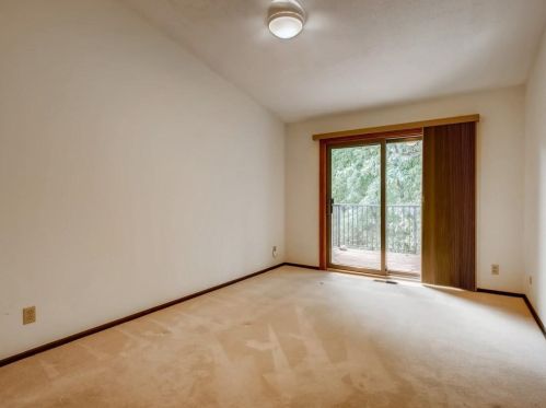 4385 Arden View Ct, Saint Paul MN  55112-1946 exterior