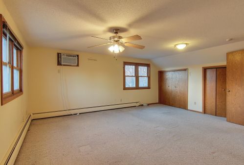 987 Hall Ave, Saint Paul MN  55118-1421 exterior