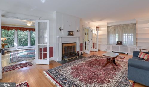 143 Springdale Rd, York, PA 17403-3723
