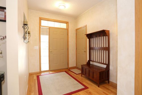 1257 Jeff St, Prior Lake, MN 55379-3233