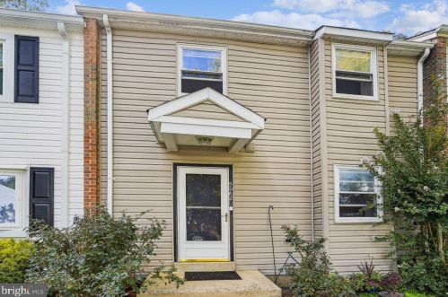 5062 Harford Ln, Springfield, VA 22015-1509