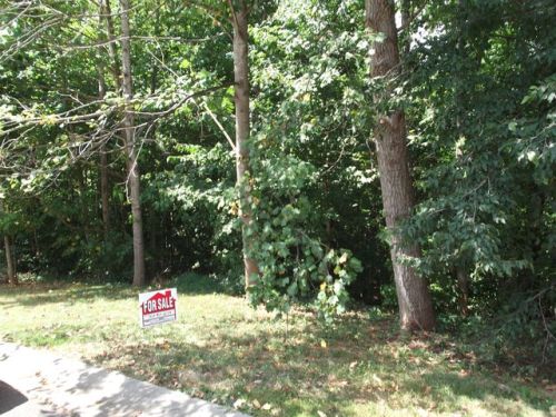 708 Crystal Lynn Dr, Lowell, NC 28098-1275