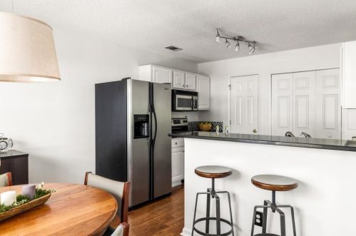 2298 Charleston Pointe, Atlanta GA  30316-3025 exterior