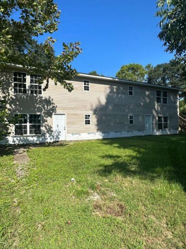 57 Mill St, Cave Spring, GA 30124-2606