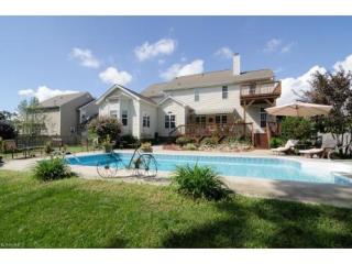 2621 Glasshouse Rd, Jamestown, NC 27282-7759