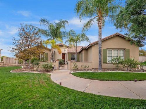 5932 Speyside Rd, Riverside CA  92507-8475 exterior