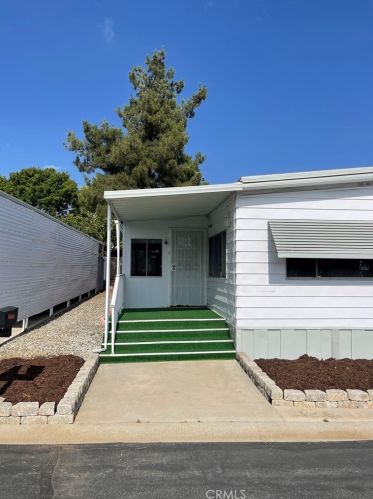12680 4th St, Yucaipa, CA 92399-4557