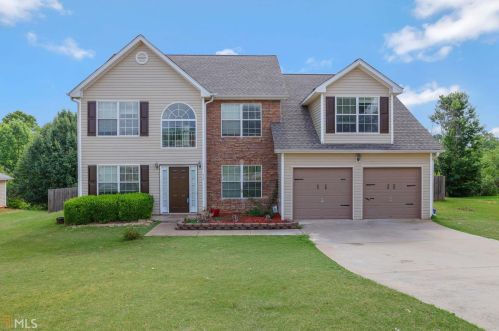 210 Heaton Place Trl, Porterdale, GA 30016-0214