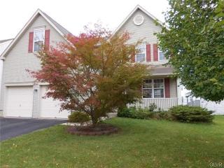 215 Lenape Trl, Allentown, PA 18104-8574