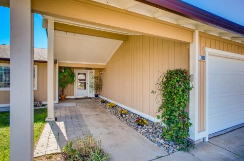 7008 Mountainside Dr, Citrus Heights, CA 95621-0217