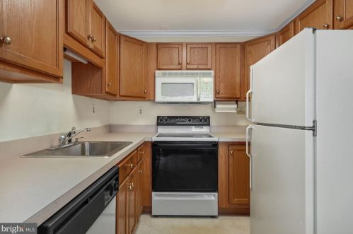 605 Rosemere Ave, Silver Spring MD 20904-3021 exterior