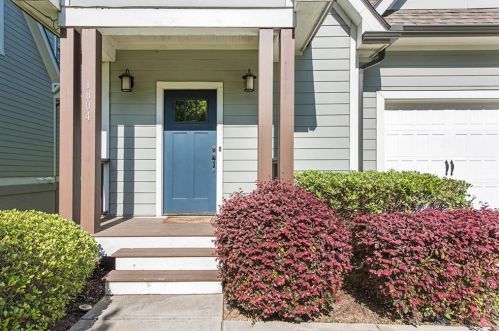 1804 Annie St, Atlanta, GA 30318-2706