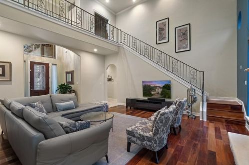 205 Champion Dr, Austin TX  78734-5103 exterior