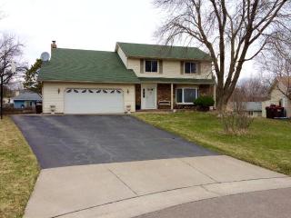 2944 Leyland Pl, Saint Paul, MN 55125-3418