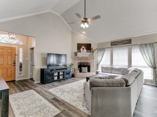 4704 Grainger Trl, Fort Worth TX  76137-5608 exterior