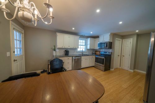 57 Boulder Dr, Londonderry, NH 03053-3787