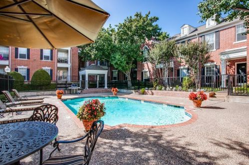 5407 Bryan St, Dallas TX  75206-8155 exterior