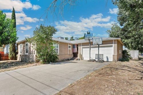 2117 Mavis Ct, Modesto, CA 95350-2630
