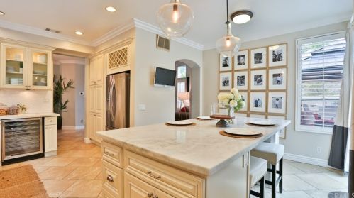 906 Dylan Way, Anaheim CA  92808-1515 exterior