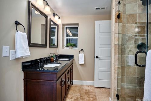 2670 Logan St, Denver CO  80210-4428 exterior