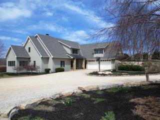 20758 Golden Rd, Linwood, KS 66052-4048
