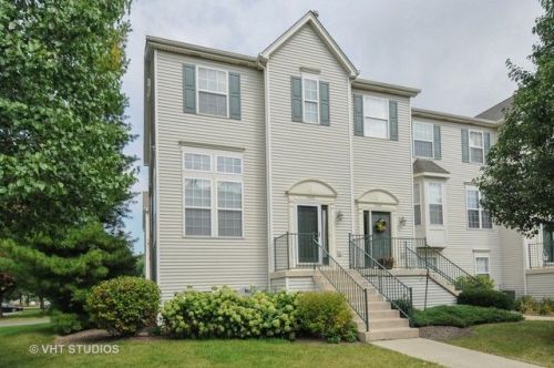 1940 Grandview Pl, Boulder Hill IL  60538-3035 exterior