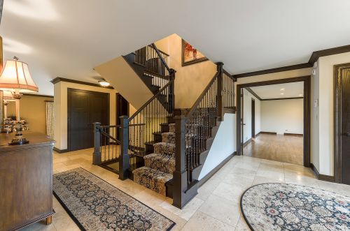 1886 Clover Dr, Palatine IL  60067-4642 exterior
