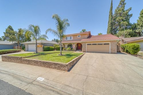 2466 El Burlon Cir, Rancho Cordova, CA 95670-3116