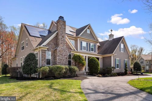 1758 Holladay Park Rd, Gambrills, MD 21054-1119