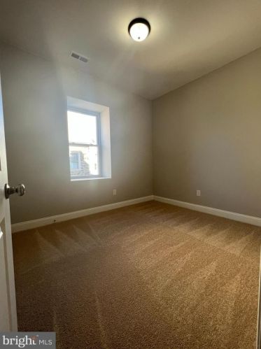 6805 11 St, Philadelphia PA 19147-1244 exterior