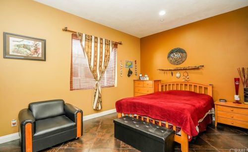 11440 Arizona Ave, Riverside CA  92503-8811 exterior