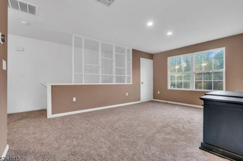 18 William Martin Way, Flemington, NJ 08822-1374