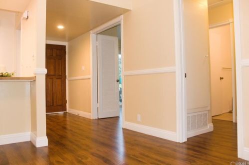 24 Redwood Tree Ln, Irvine CA  92612-2226 exterior