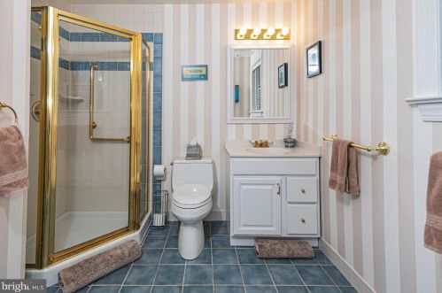 10 Alta Vista Dr, Princeton NJ  08540-7406 exterior