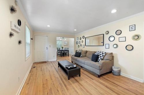 1988 Bader Ave, Atlanta GA  30310-5028 exterior