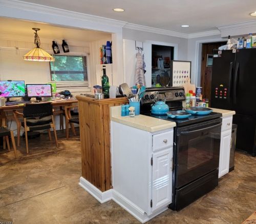 114 Harvey St, Hackettstown NJ  07840-1212 exterior