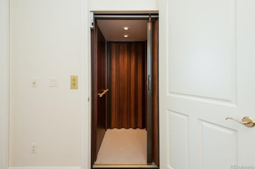 453 Cook St, Denver CO  80206-4424 exterior