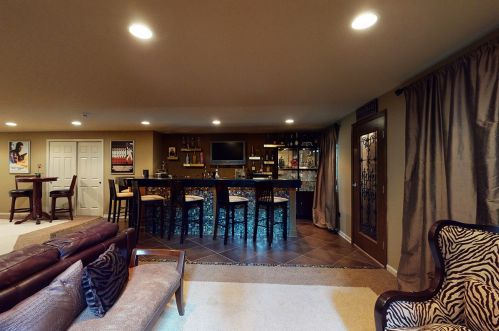 1026 Walter St, Lemont IL  60439-3975 exterior