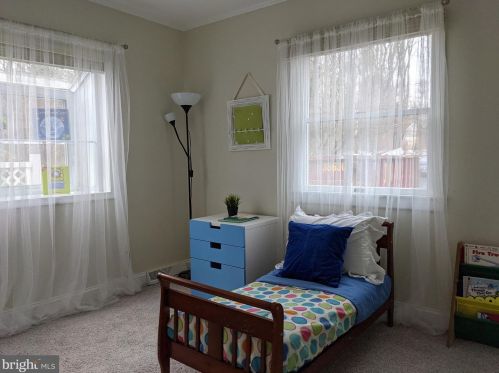 280 Ridgeview Rd, Princeton NJ  08540-7668 exterior