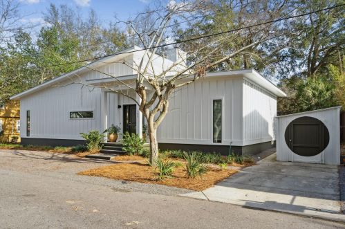 107 May Ln, Mount Pleasant, SC 29464-5336