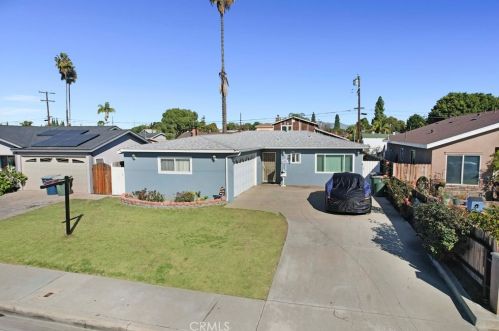 7347 Lugo Ave, Paramount, CA 90723-7150