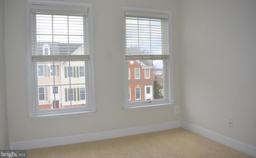 14528 Crossfield Way, Woodbridge VA  22191-4027 exterior
