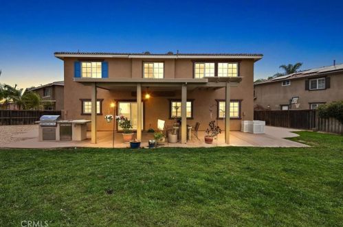 9120 Santa Barbara Dr, Riverside, CA 92508-6496