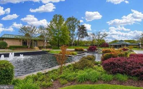 15100 Interlachen Dr, Silver Spring MD 20906-5611 exterior