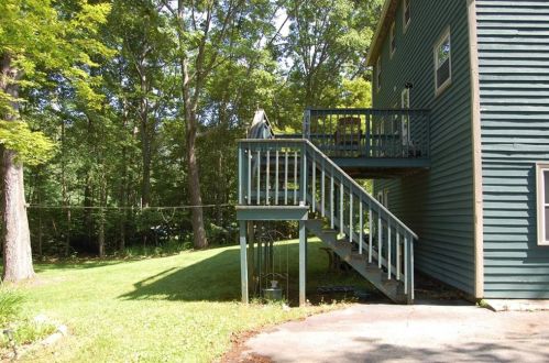 630 Maureen Cir, Burrillville, RI 02839-1137