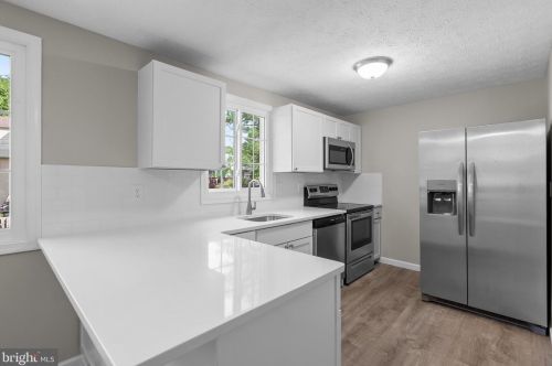 1365 Elm Grv Cir, Silver Spring MD 20905-6060 exterior