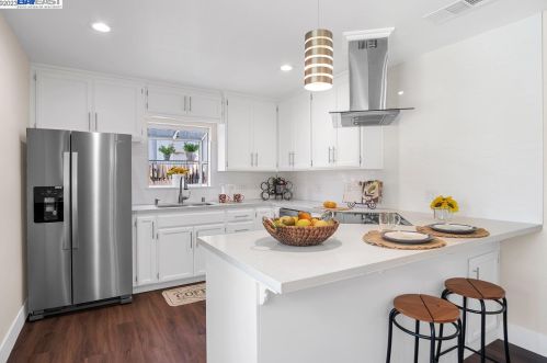 2417 Bellamy St, Modesto CA  95354-3117 exterior