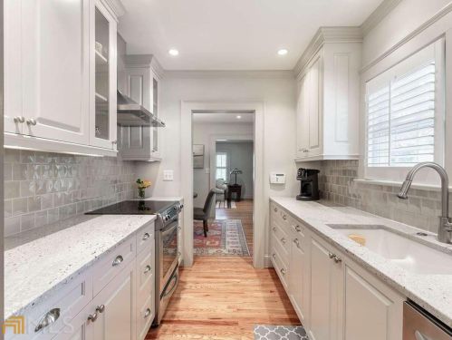 2388 Hurst Dr, Atlanta GA  30305-4233 exterior