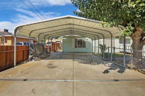 4625 4th St, Stockton, CA 95215-7511